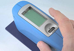 Elastocon calibrates gloss meters